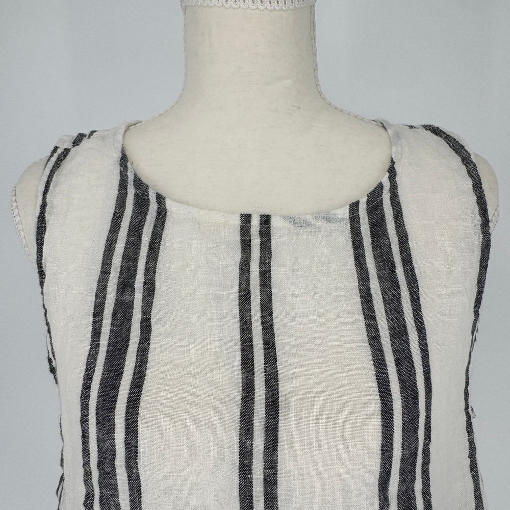 C&C California 100% Linen Tank Top L Striped Coastal Back Buttons Minimalist - Picture 5 of 13